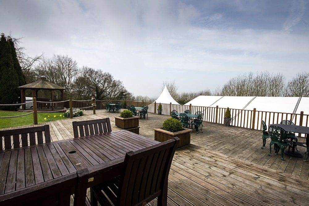 Hatton Court1
