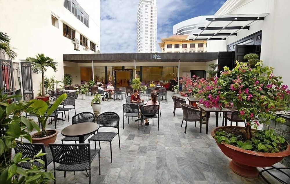 Bamboo Green Riverside3