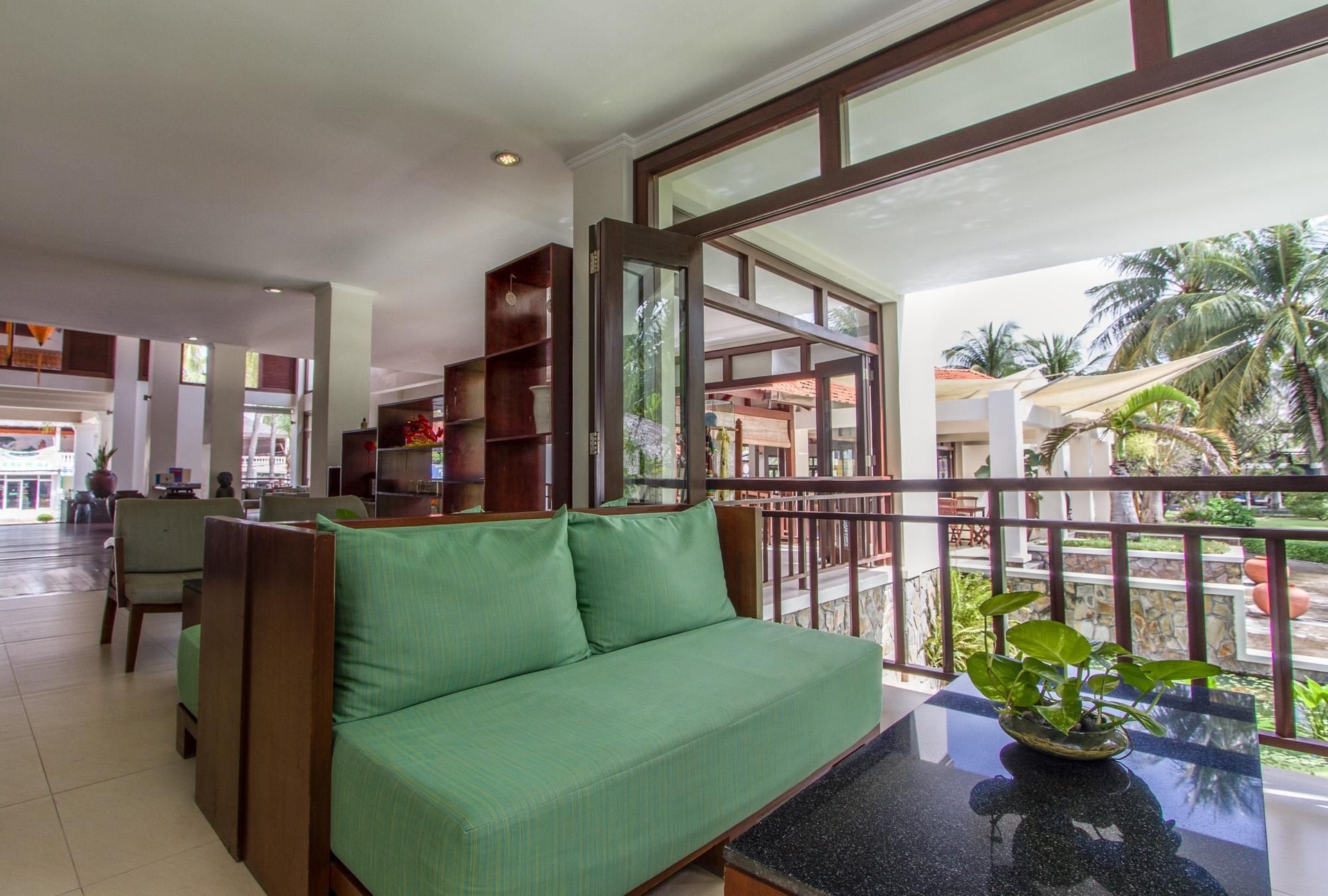 บลู โอเชียน รีสอร์ต (Blue Ocean Resort)0