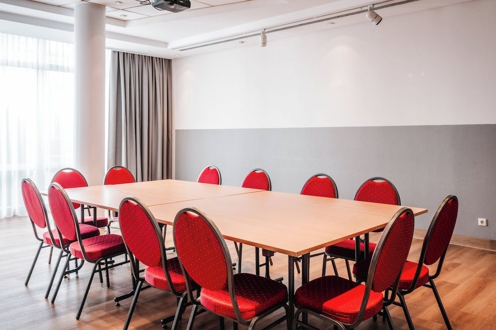 Leonardo Hotel Aachen4