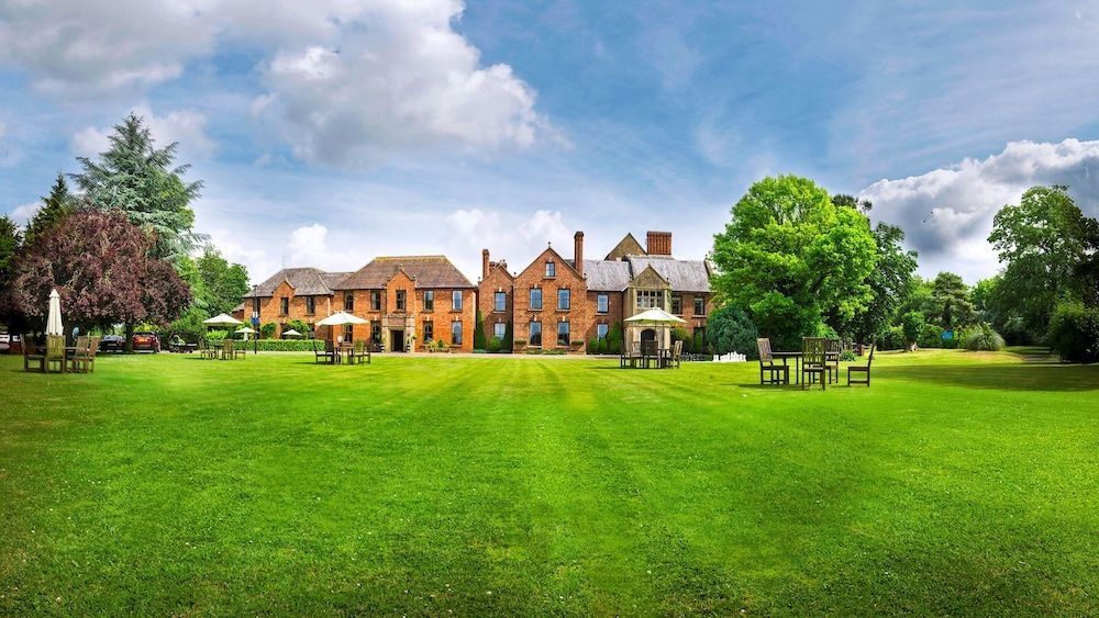 Hatherley Manor2
