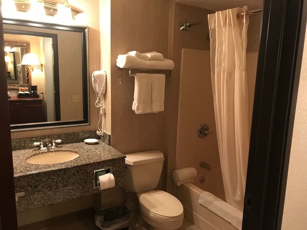 CLARION HOTEL ONEONTA4