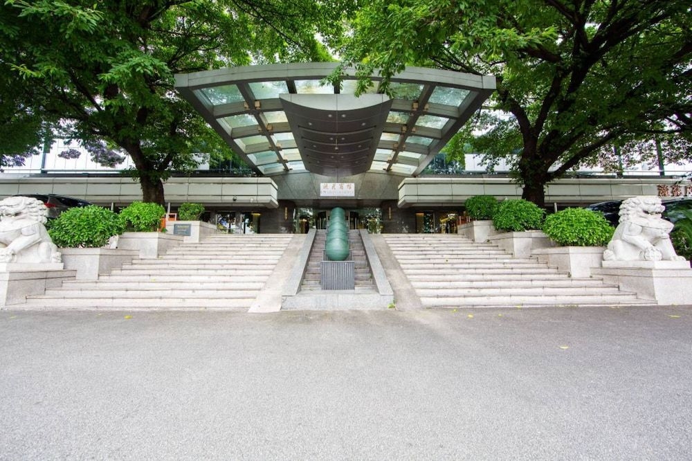 Liuhua Hotel2