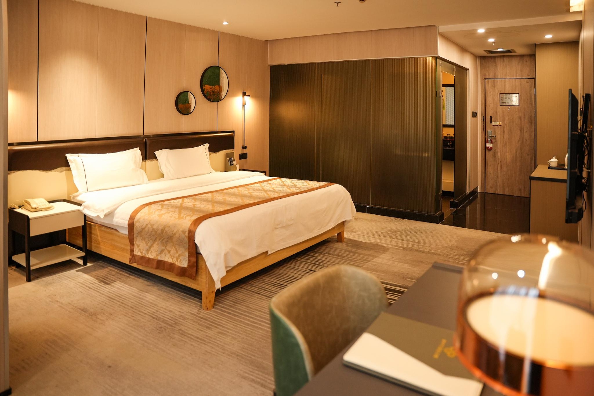 Golden Central Hotel Shenzhen3