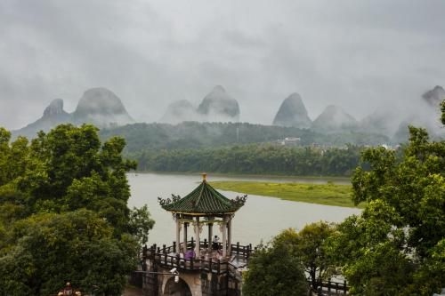 โรงแรมยางชูริเวอร์วิว (Yangshuo River View Hotel)4