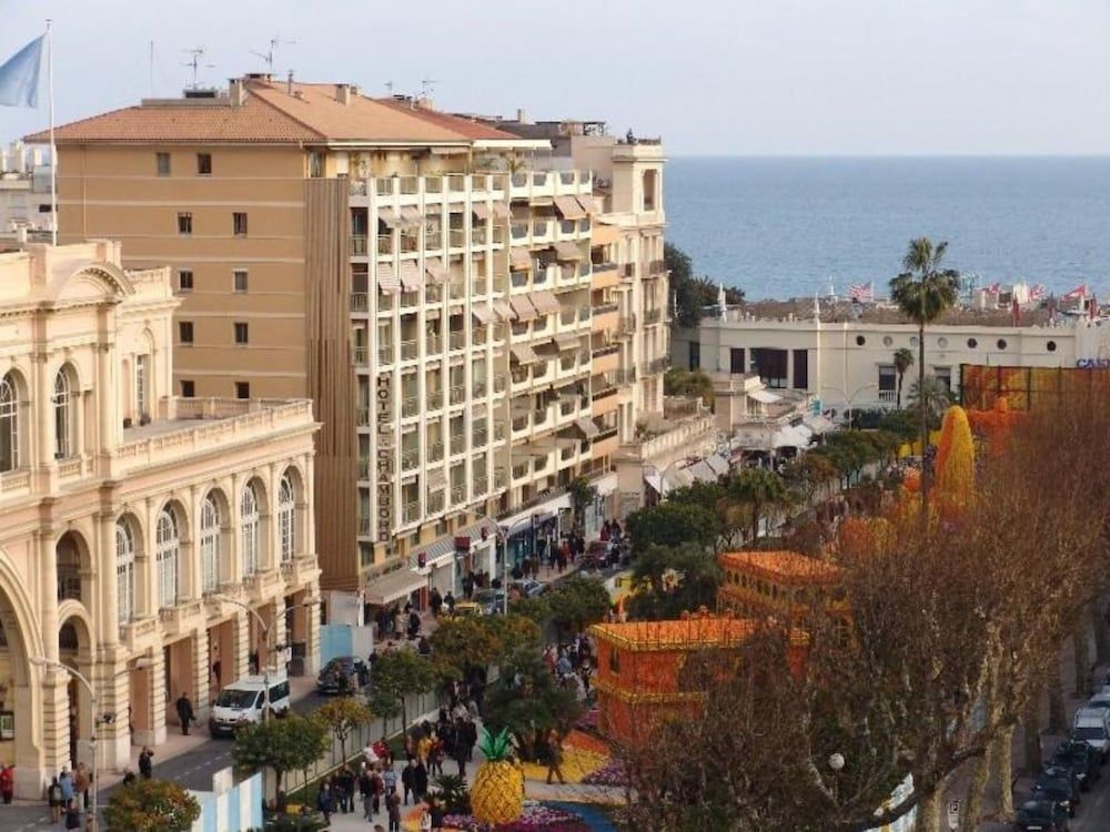 Chambord Hotel1
