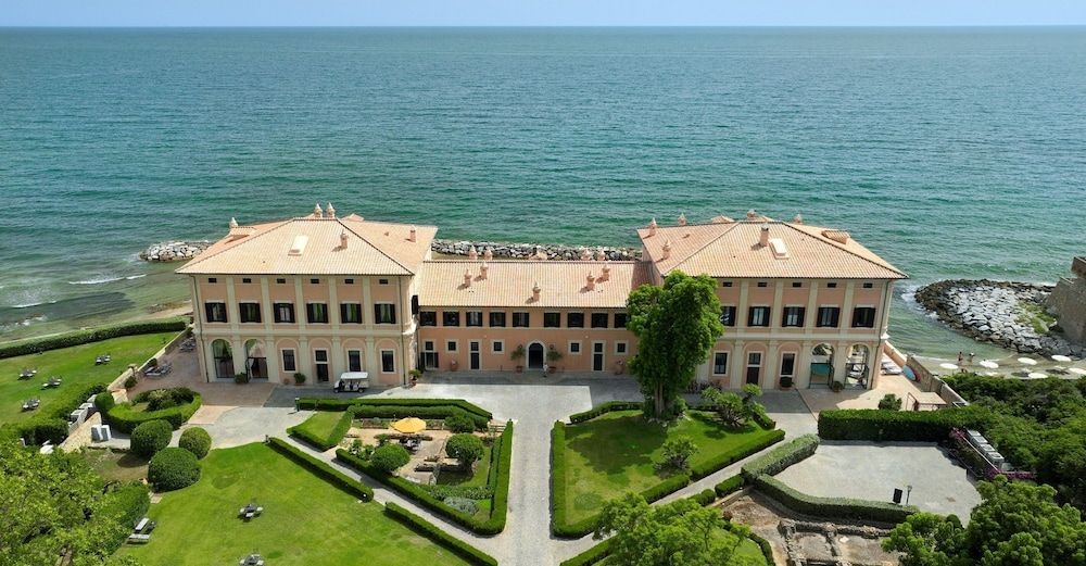 La Posta Vecchia1