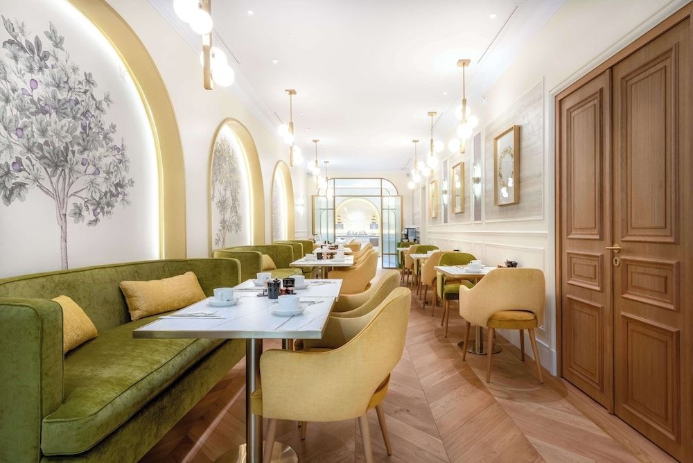 Claridge3