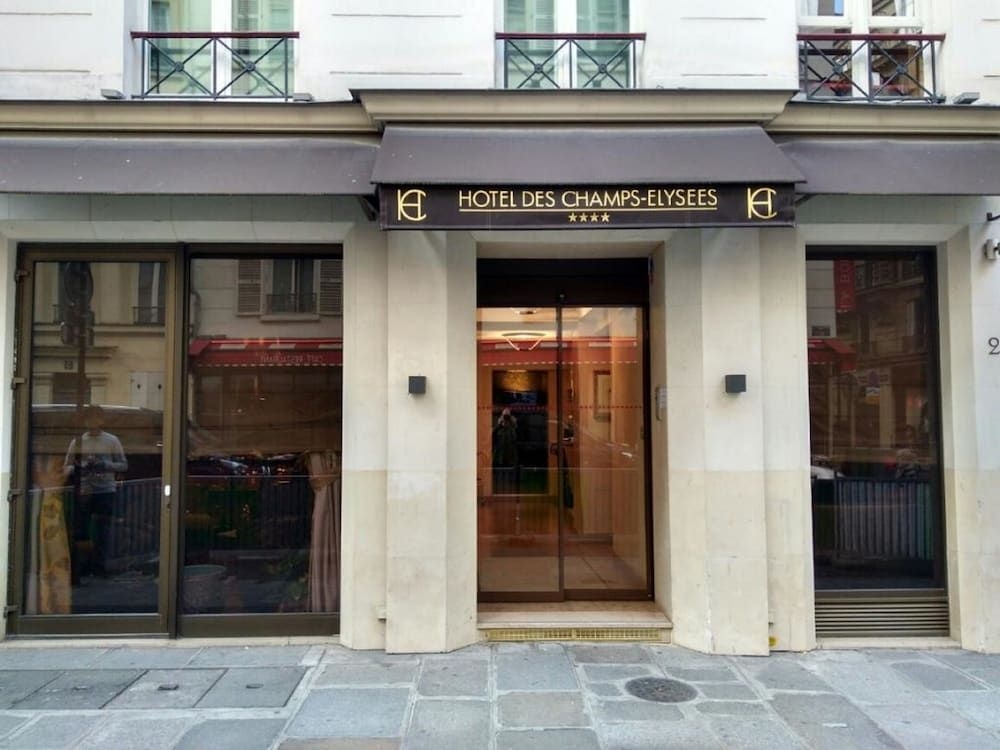 HOTEL DES CHAMPS ELYSEES1