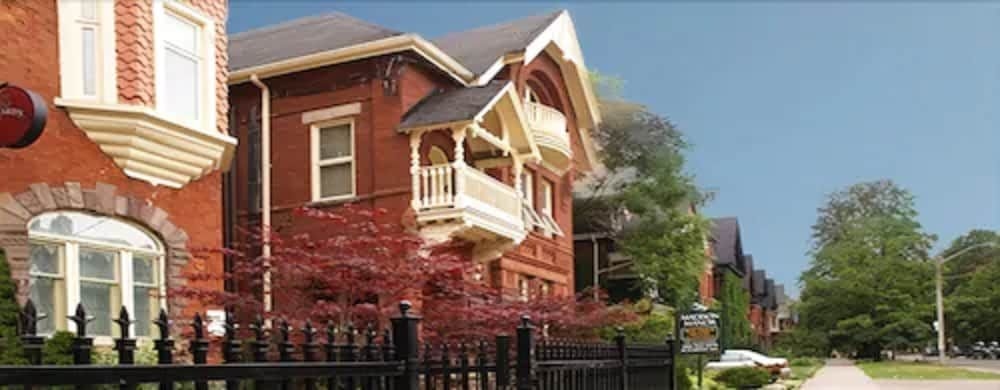 Madison Manor Boutique Hotel0
