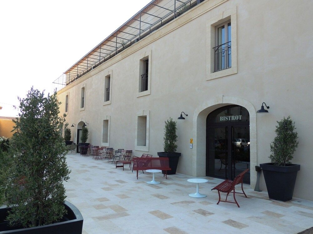 La Distillerie De Pezenas3