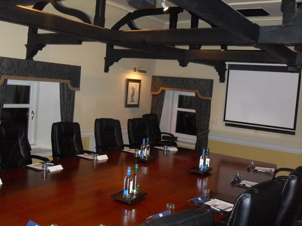 The Grange Manor4