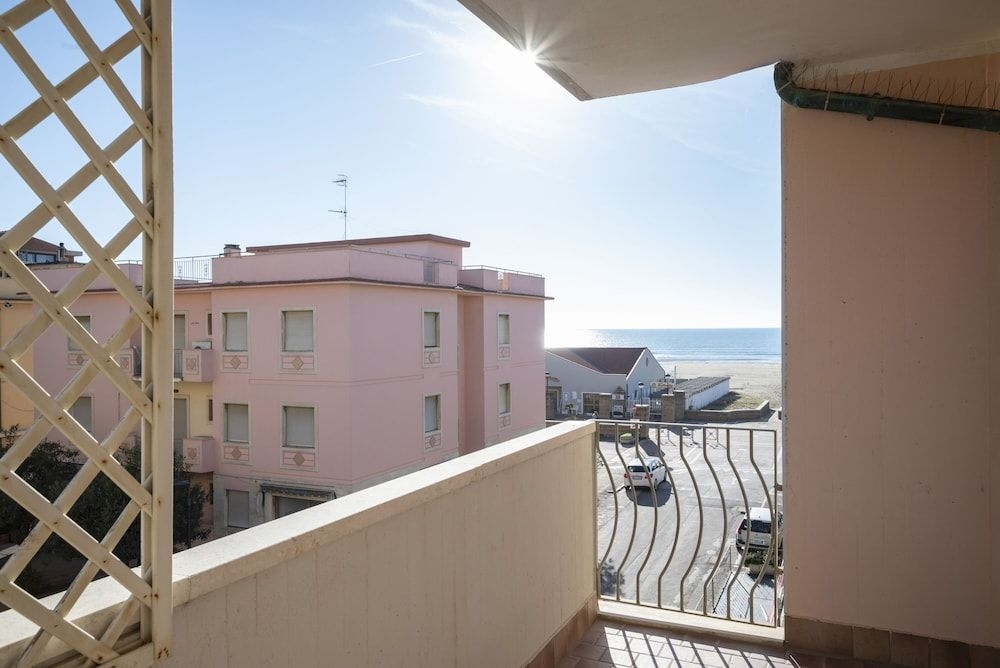 Lola Piccolo Hotel1