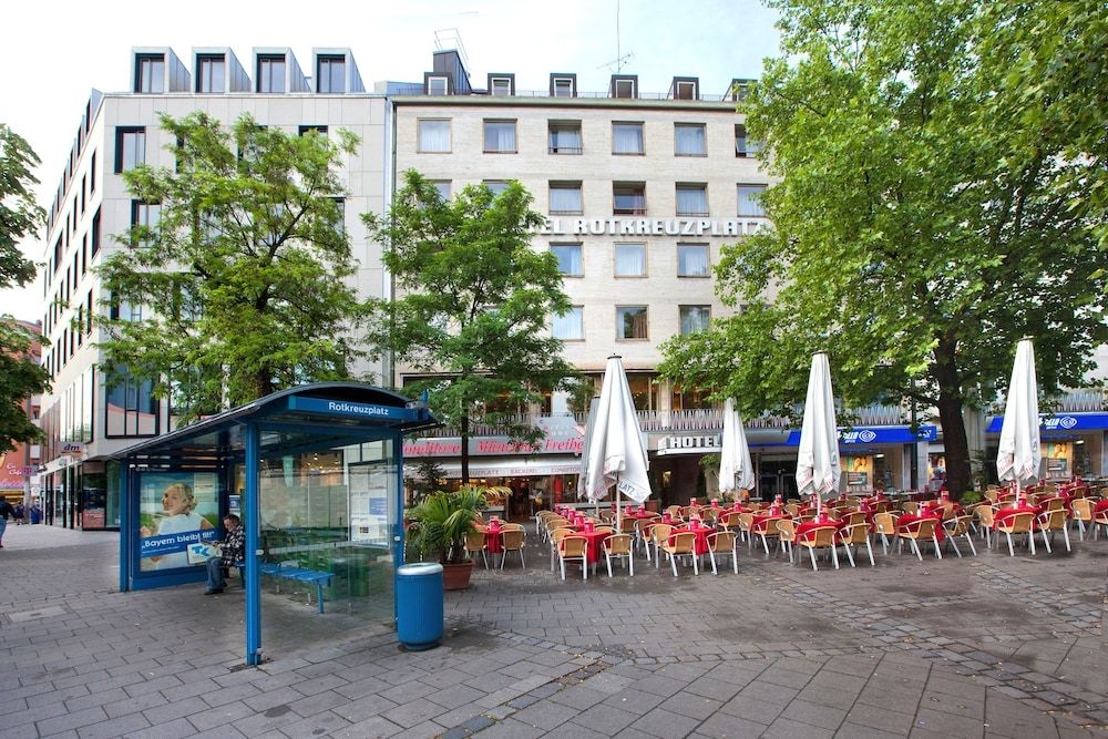 Hotel Rotkreuzplatz2