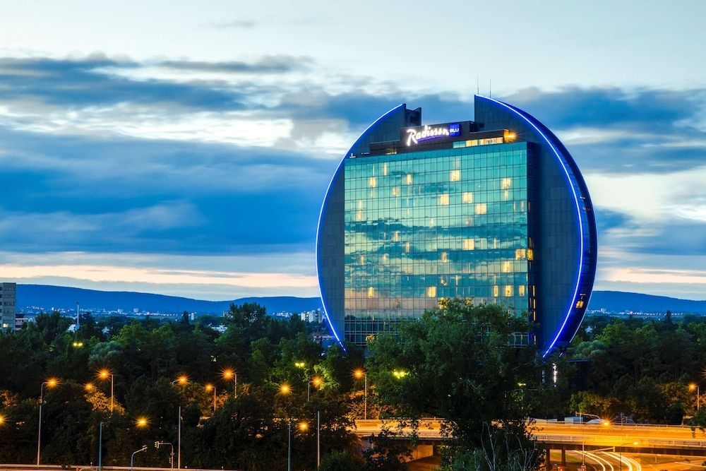 Radisson Blu Hotel Frankfurt1