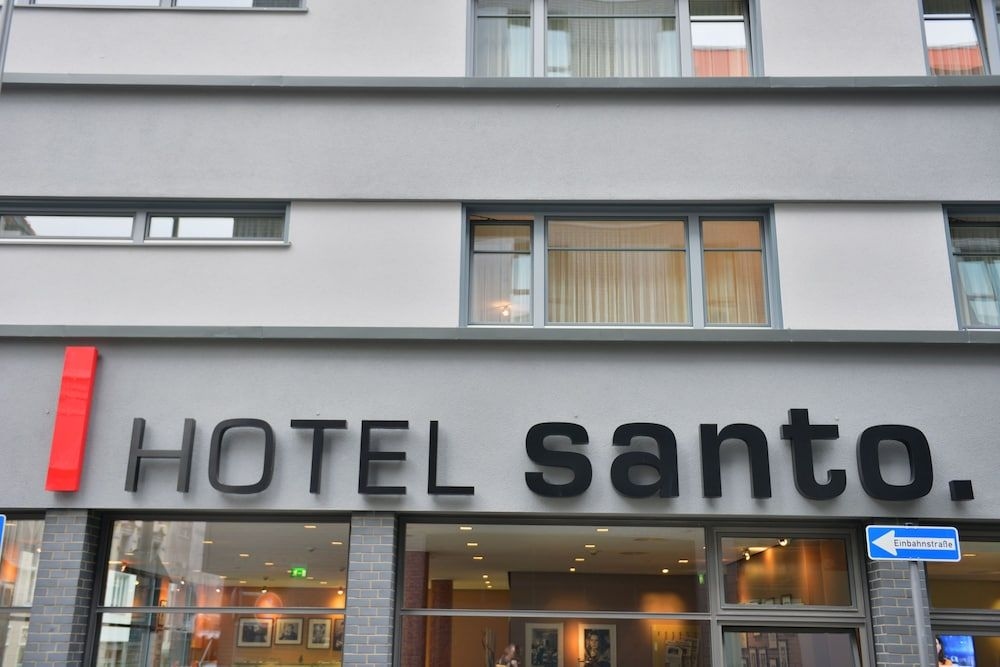 Santo2