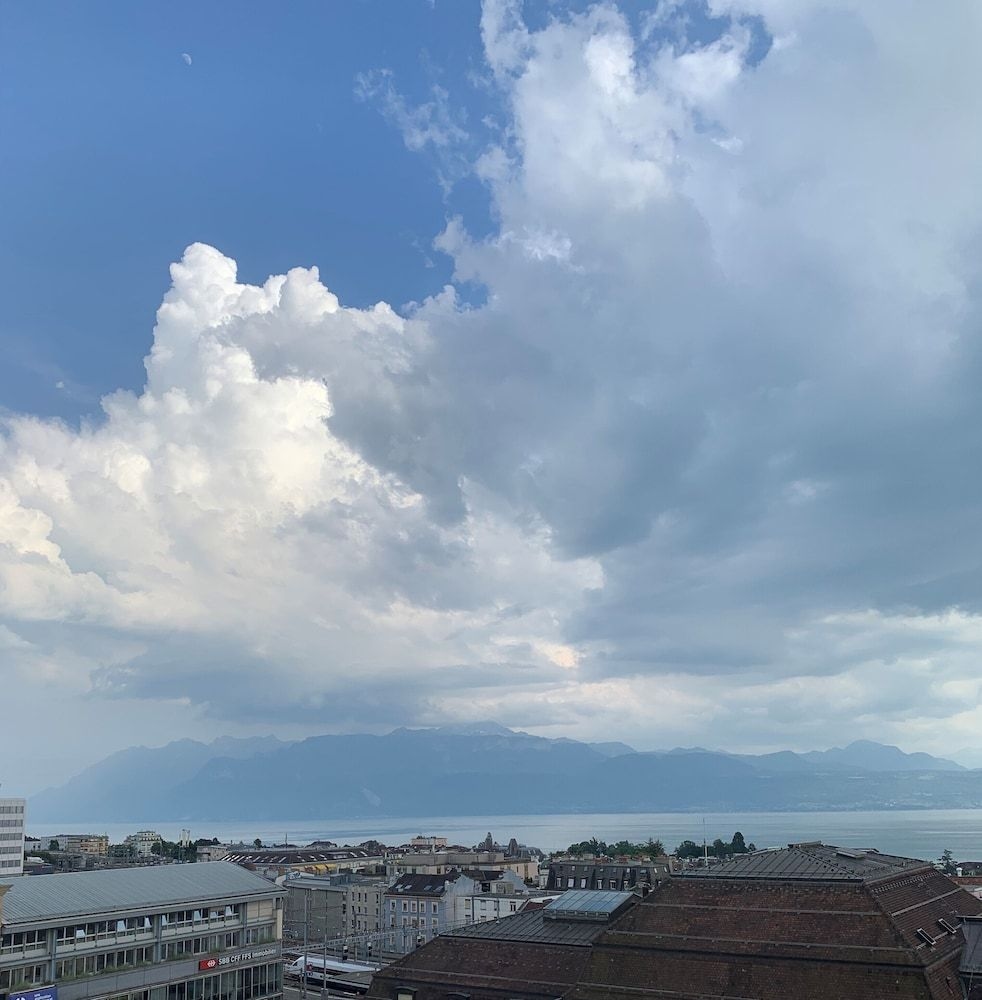 Continental Lausanne1