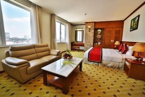 โรงแรมซันนี่ 1 (Sunny Hotel 1)2
