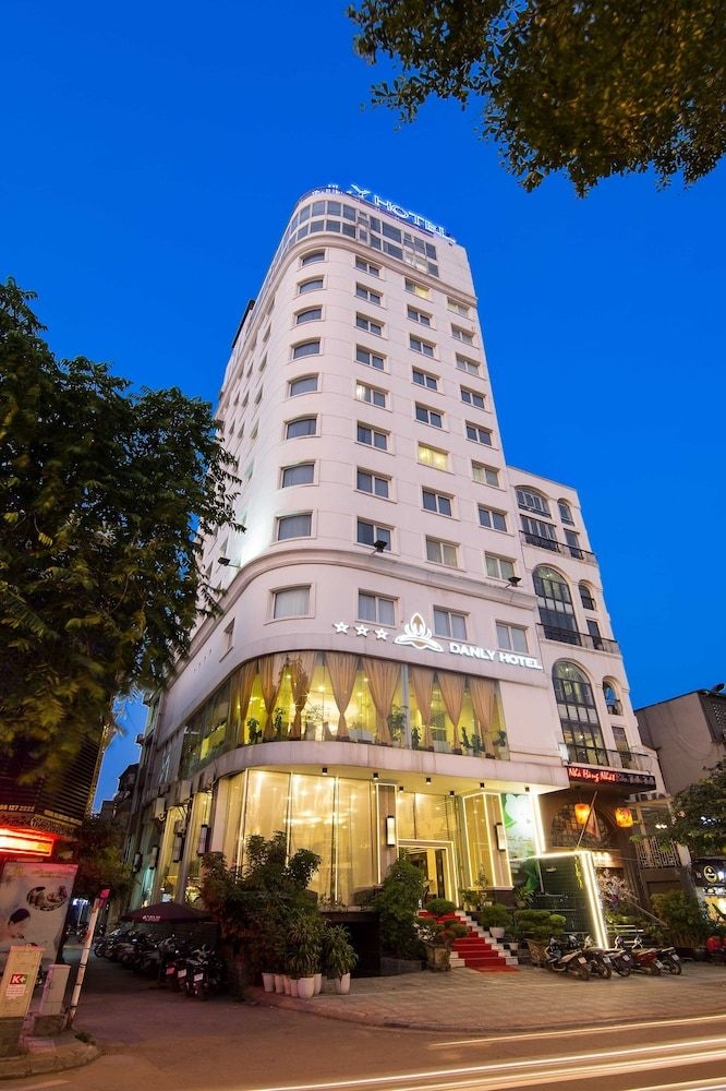 Danly Hotel2