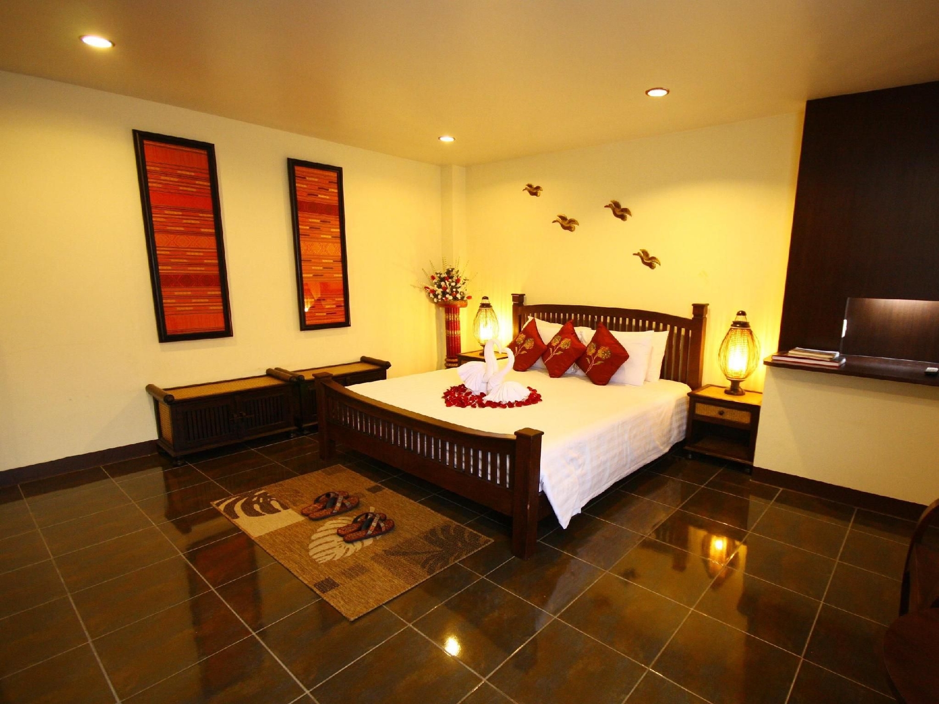 เชียงใหม่ ไนท์บาซาร์ บูทิค โฮเต็ล (CM Night Bazaar Boutique Hotel)2