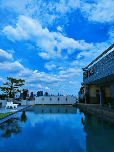 โรงแรมบางกอก อินเตอร์ เพลส (Bangkok Inter Place Hotel)4