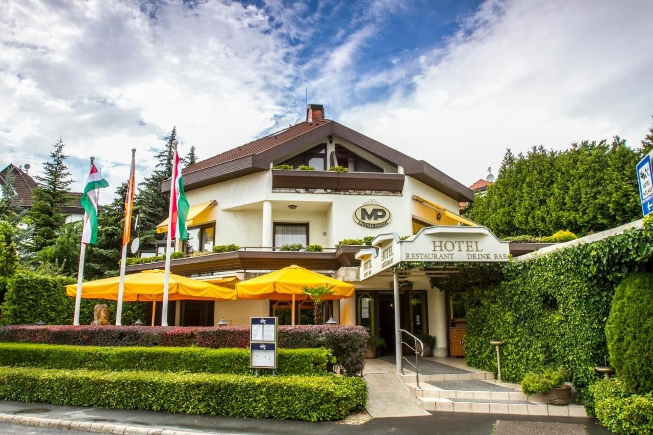 Hotel Molnar0