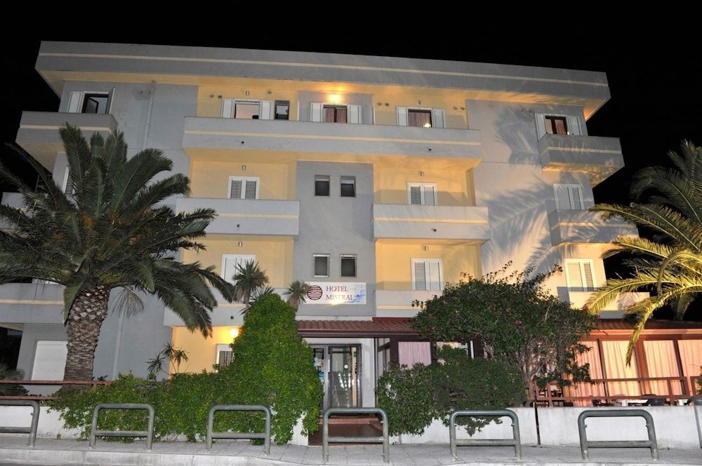 Hotel Mistral2