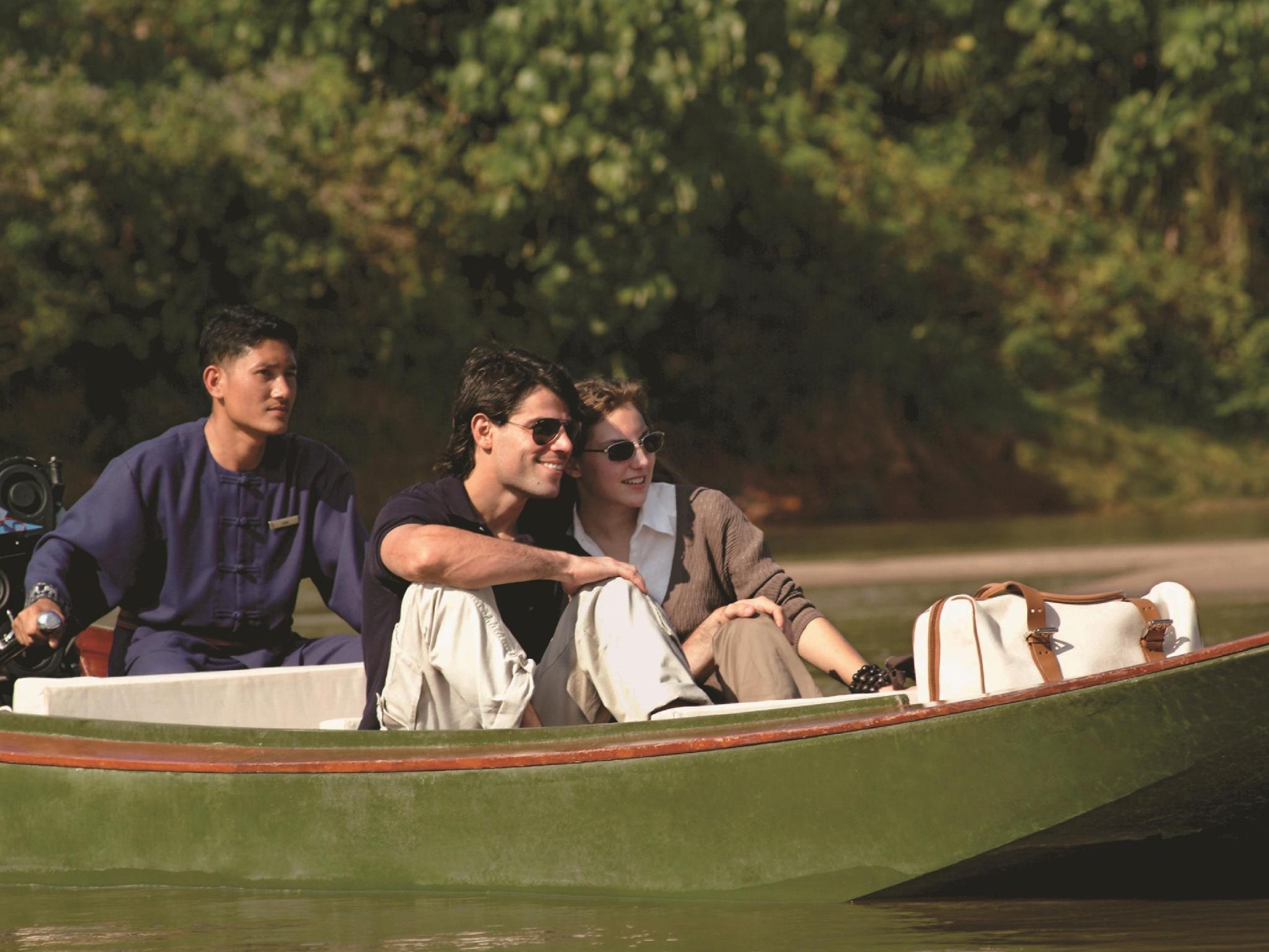 โฟร์ซีซั่นส์ เต็นท์ แคมป์ สามเหลี่ยมทองคำ (Four Seasons Tented Camp Golden Triangle)1