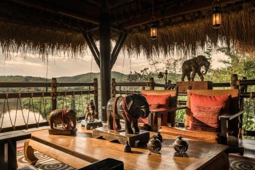 โฟร์ซีซั่นส์ เต็นท์ แคมป์ สามเหลี่ยมทองคำ (Four Seasons Tented Camp Golden Triangle)2