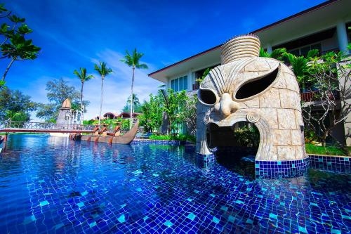เกรซแลนด์ เขาหลัก บีช รีสอร์ต (Graceland Khaolak Beach Resort)1