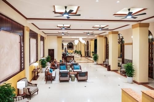 ซันนี่บิชรีสอร์ท (Sunny Beach Resort)0