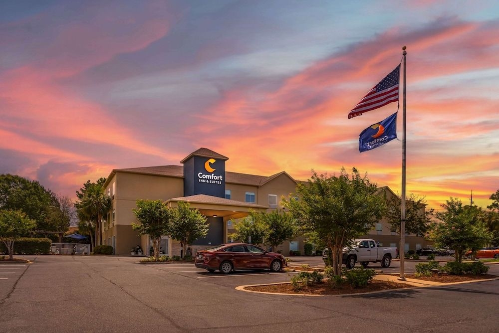 COMFORT INN & SUITES CRESTVIEW4