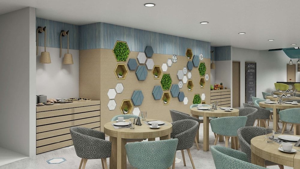 LEXINGTON INN AND SUITES - DAYTONA BEACH3