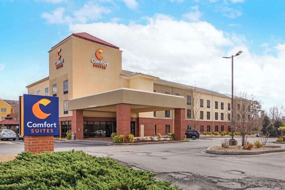COMFORT SUITES MACON0