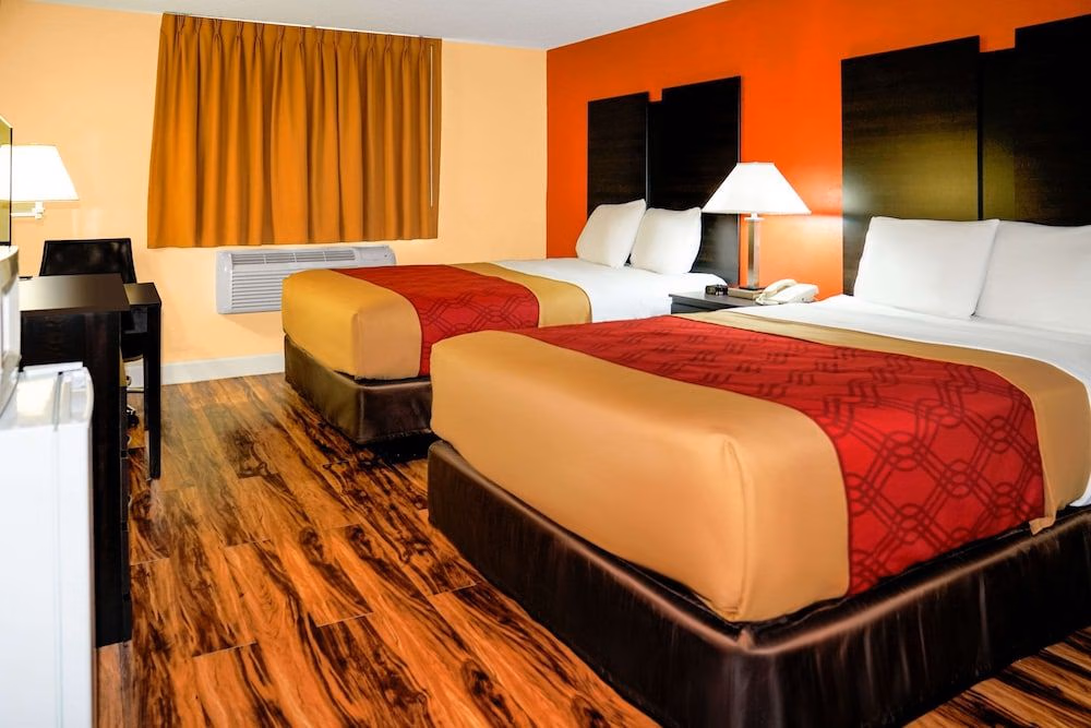 ECONO LODGE ROME2
