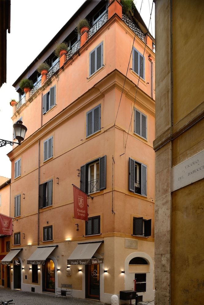 Hotel Trevi3