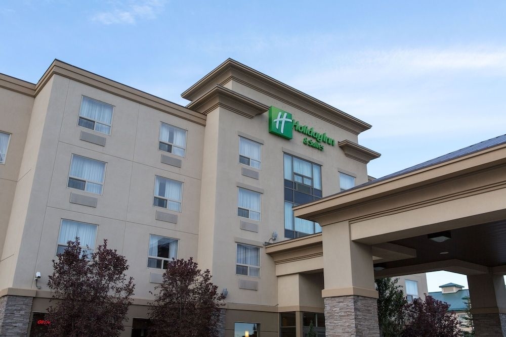 HOLIDAY INN HOTEL & SUITES LLOYDMINSTER0