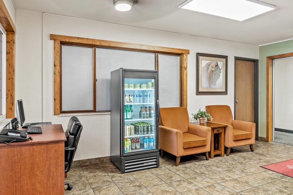 ECONO LODGE CUSTER4