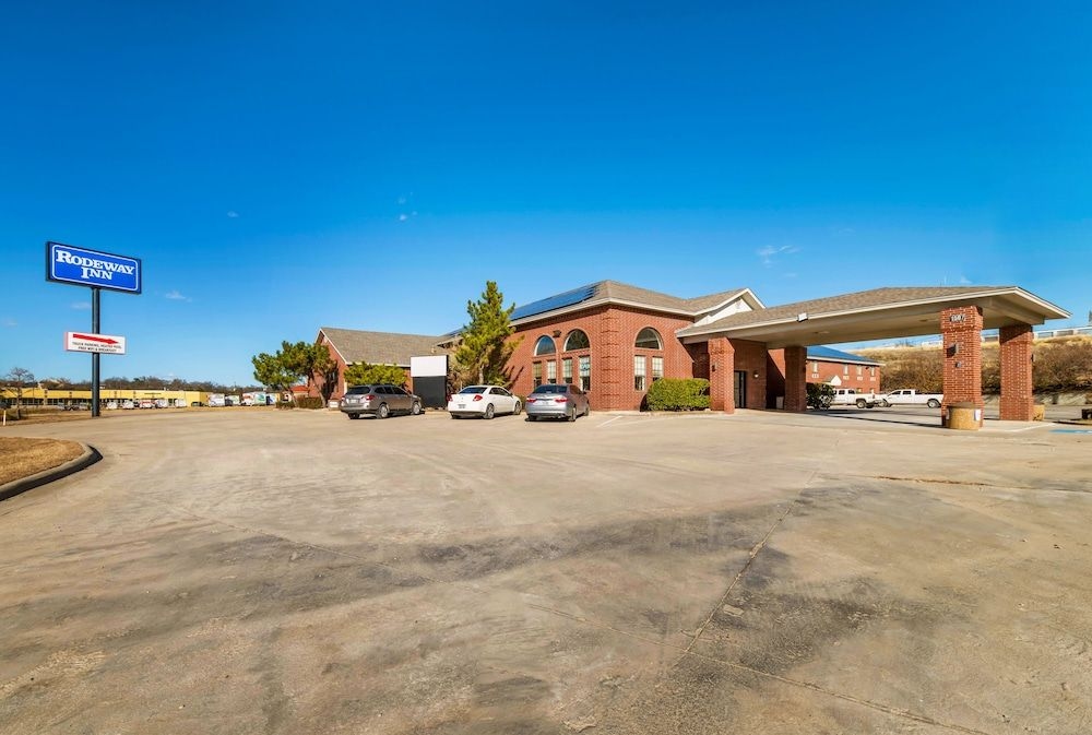 RAMADA DECATUR3