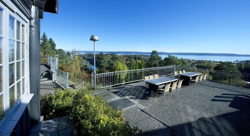 Quality Hotel Leangkollen4