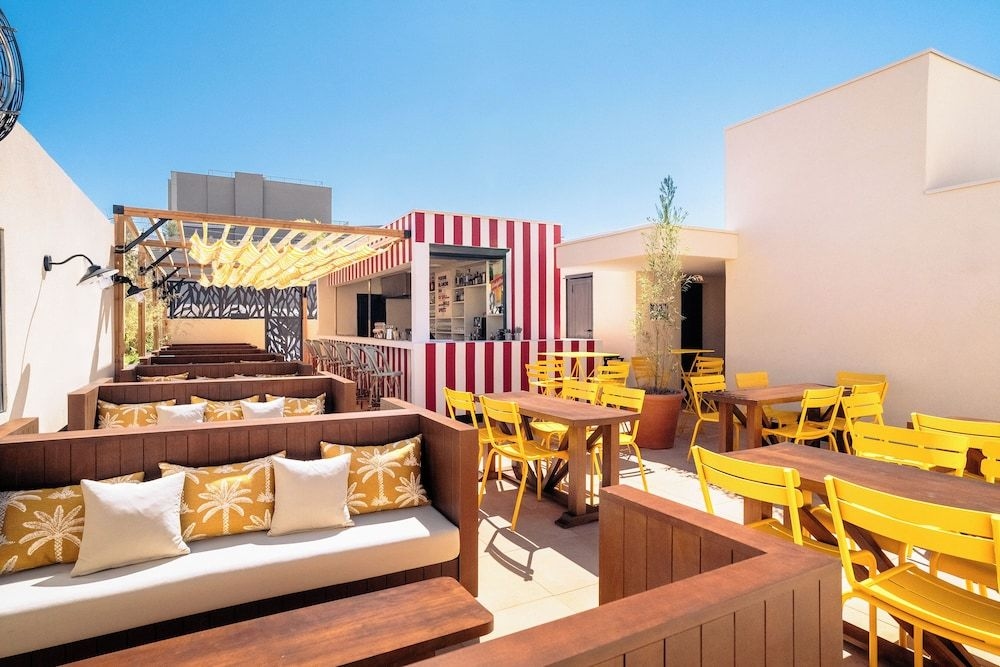 Citadines Castellane Marseille2