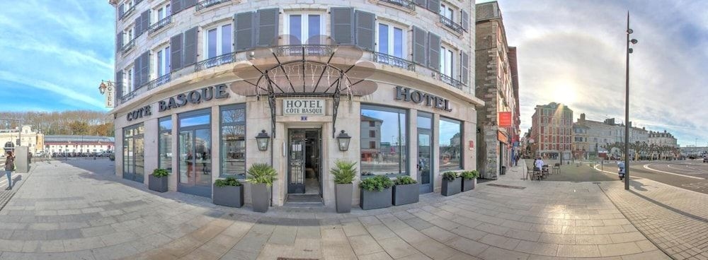 COTE BASQUE1