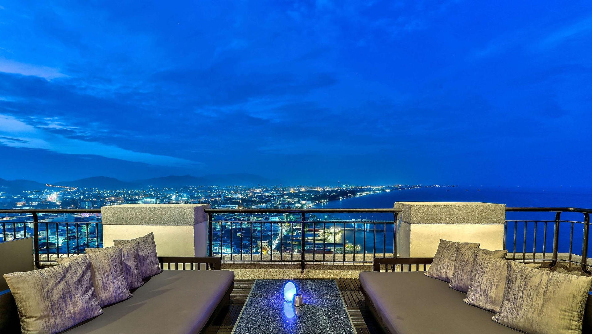 Hilton Hua Hin Resort & Spa3