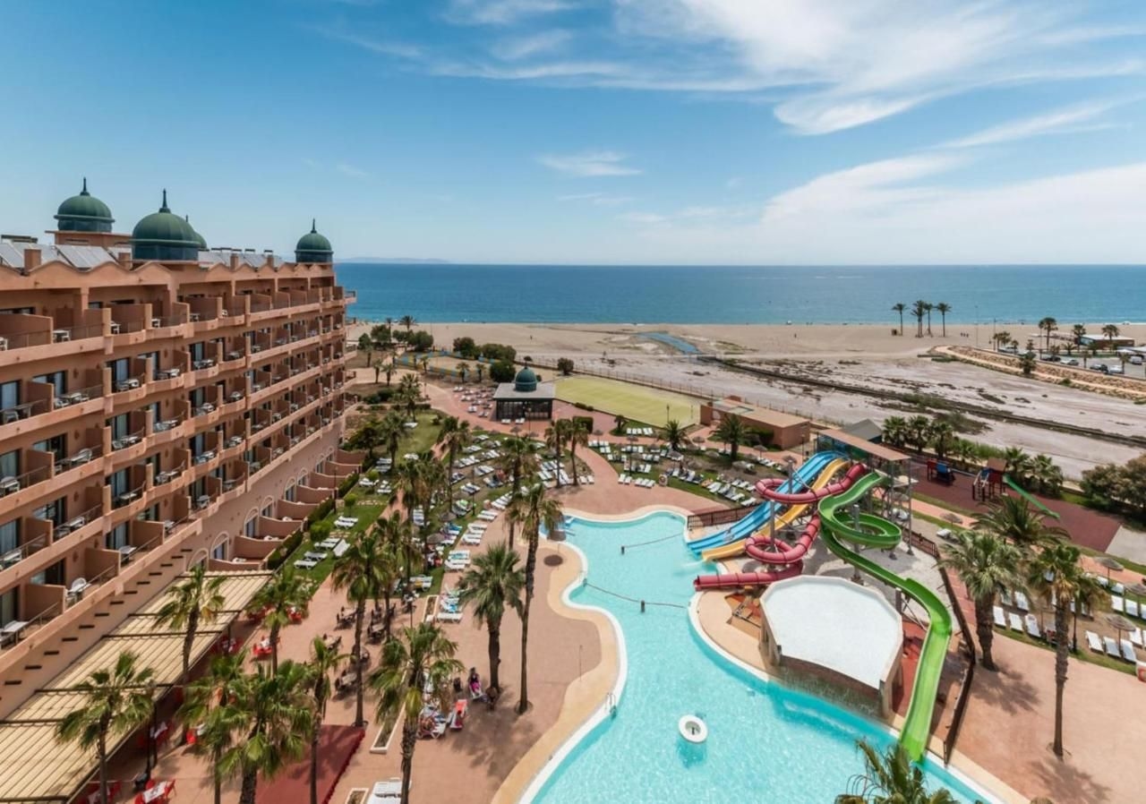 COLONIAL MAR0