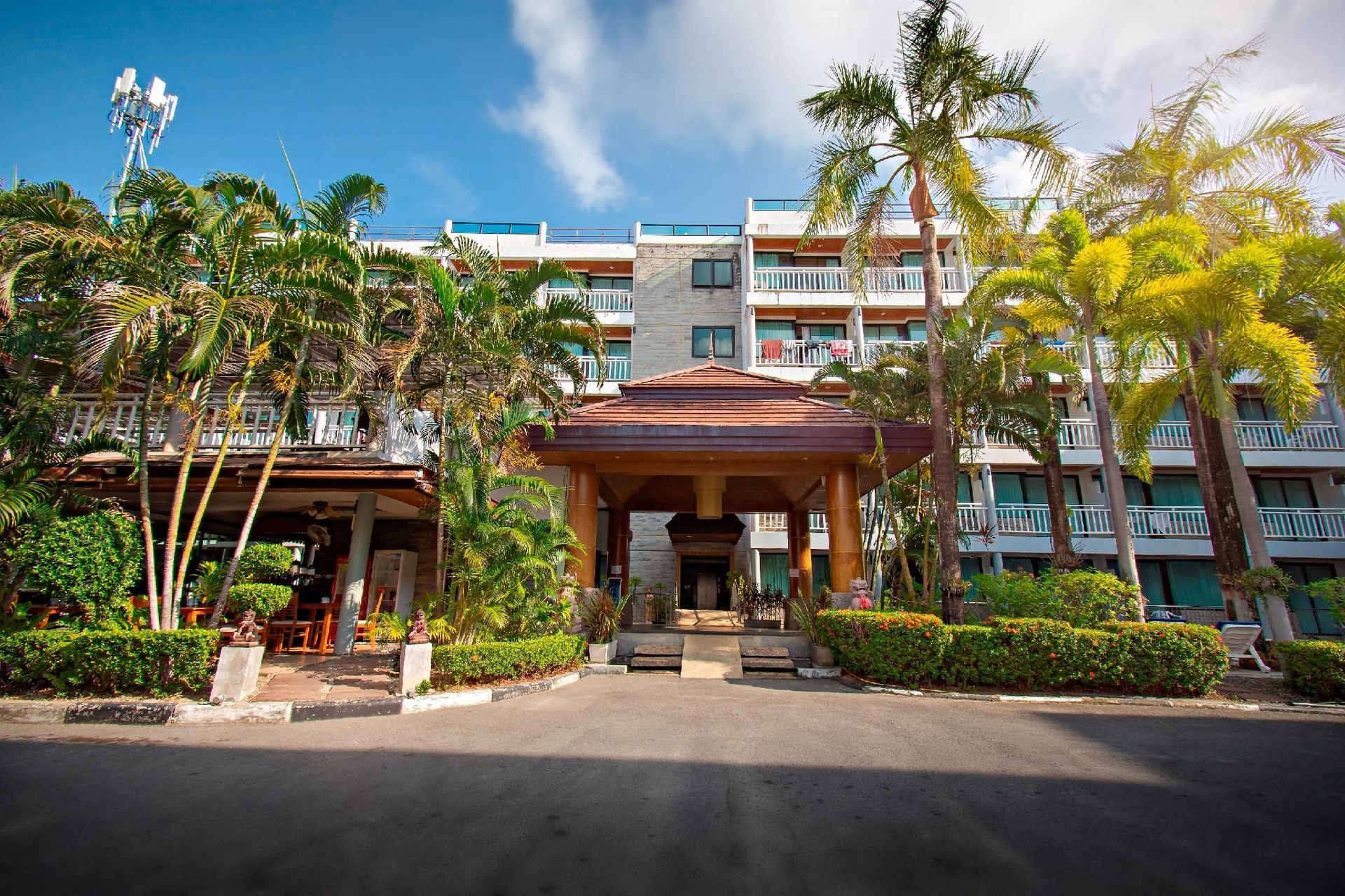 ฮันนี่ รีสอร์ท (Honey Resort)3