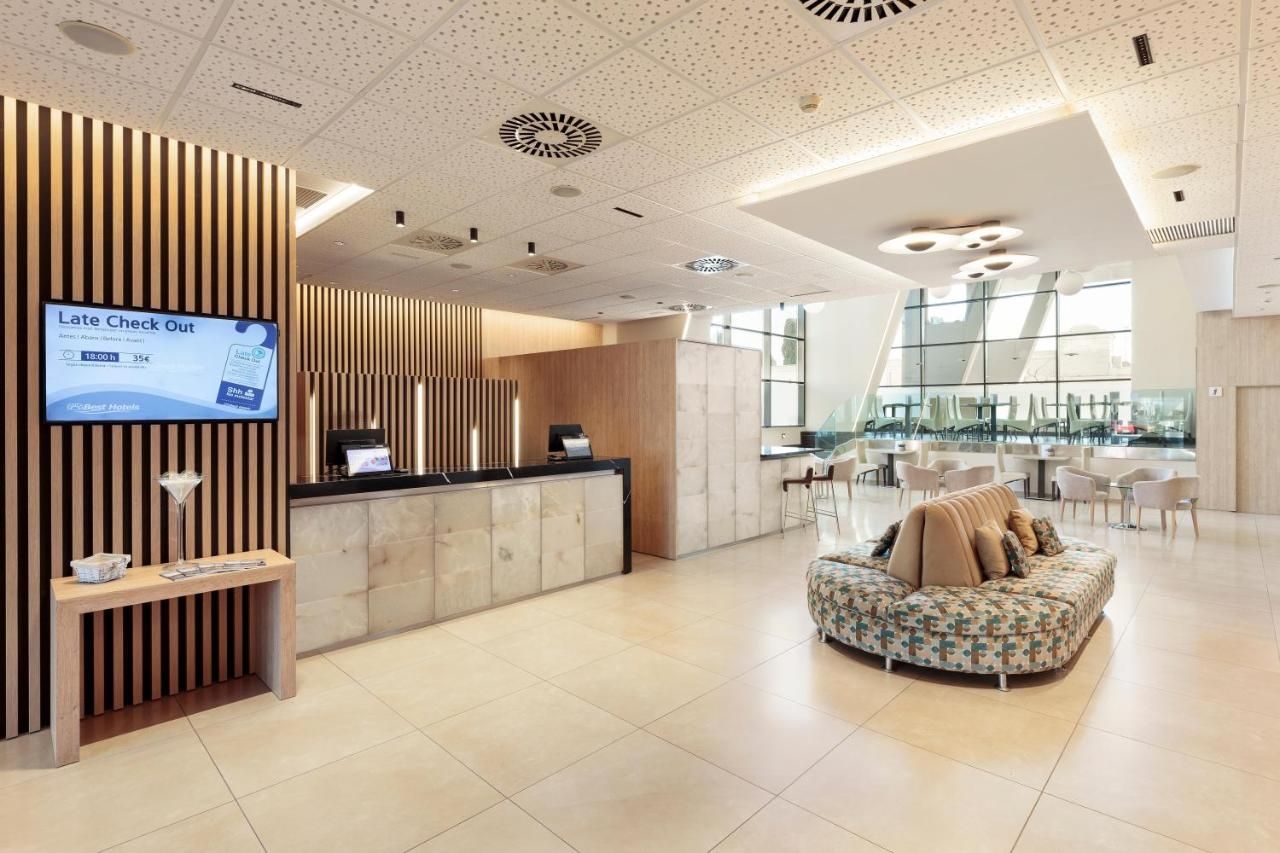 Hotel 4 Barcelona2