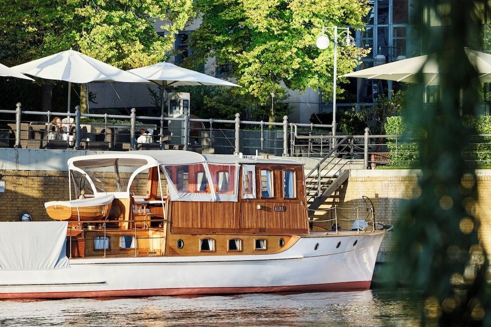 Abion Spreebogen Waterside Hot2