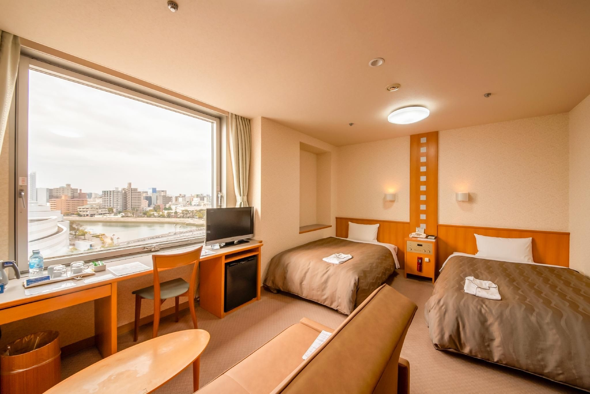 ฮิโรชิมา ซิตี บุนกะ คอร์ยู ไคกัง โฮเต็ล (Hiroshima City Bunka Koryu Kaikan Hotel)2