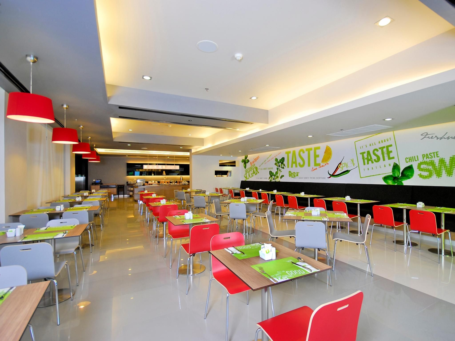 ไอบิส กรุงเทพ สุขุมวิท 4 (ibis Bangkok Sukhumvit 4)4