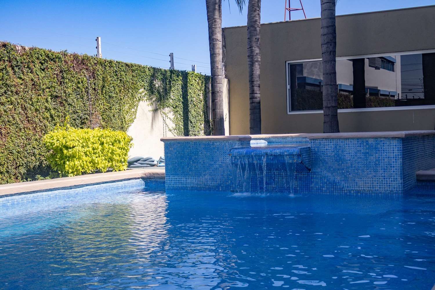 BEST WESTERN PLUS MONTERREY AI3